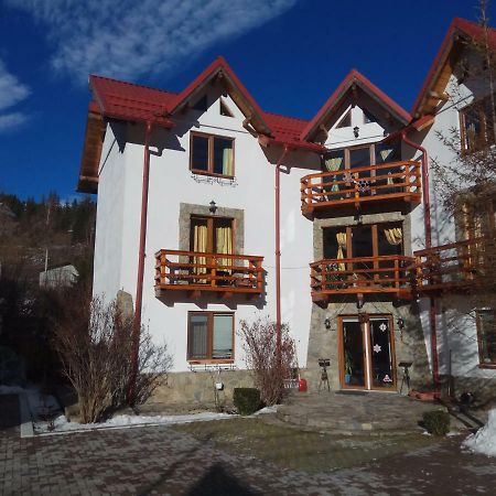 Готель Casa Alexandru Азуга Екстер'єр фото