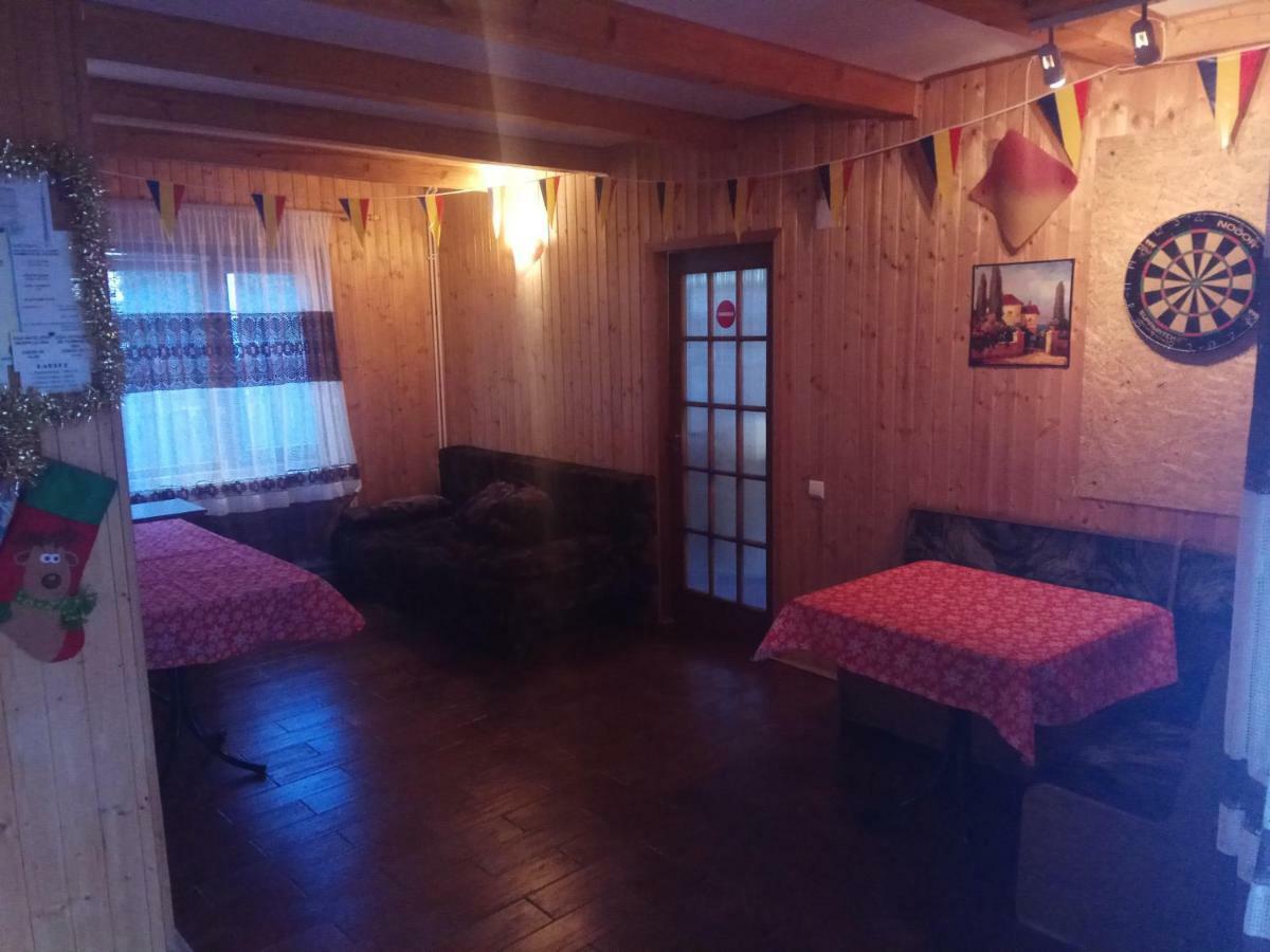 Готель Casa Alexandru Азуга Екстер'єр фото